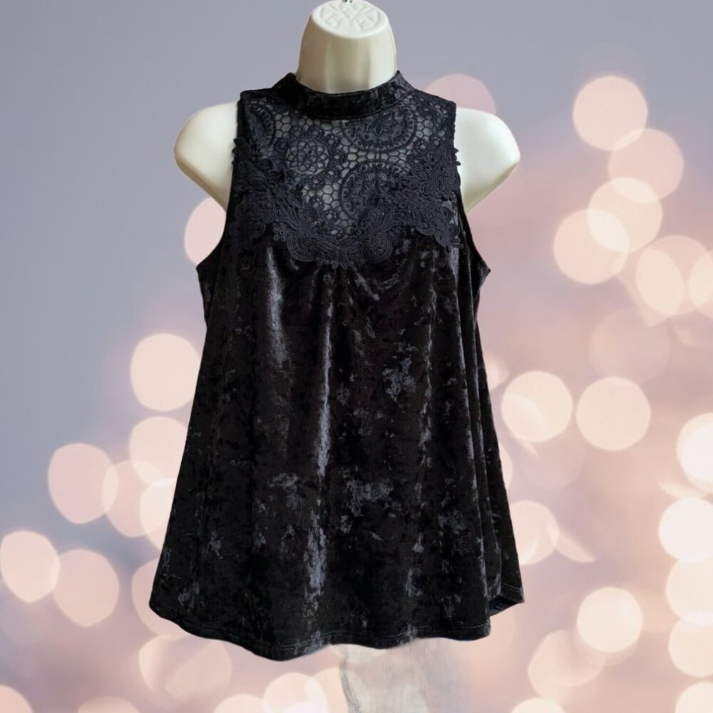 No Boundaries Women's Black Lace & Velvet Sleeveless Top Blouse Size M (7-9)